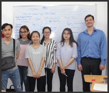 Phòng học tiếng Anh tại cơ sở TpHCM 2
