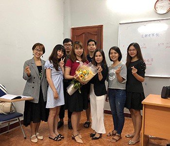 Phòng học sạch sẽ - gọn gàng - đủ thiết bị dạy học hình 1